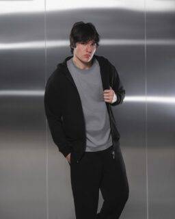 Elevate your everyday with our latest season drop. Fresh hoodies. Essential pants. Curated basics.
Created by Lebanese heart, crafted by Lebanese hands.
Limited pieces available.