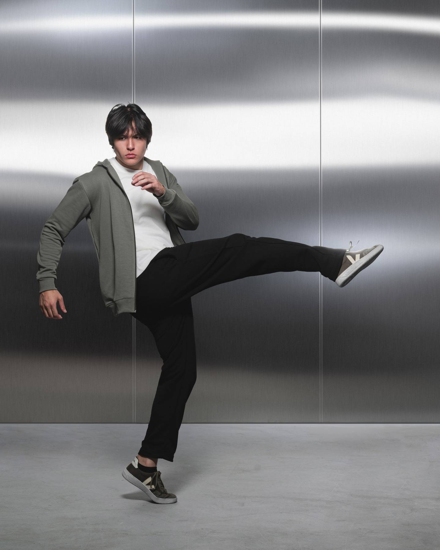 Kicking off the season with a new drop.
Hoodies, pants, and curated basics crafted to elevate your everyday.