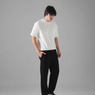 Introducing a key piece from our new drop: crafted in Beirut from premium Midweight Terry cotton, our relaxed-fit sweatpant delivers comfort, structure, and an effortless drape.