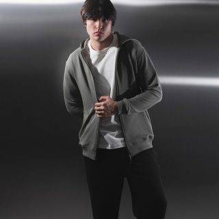 Easy layers. Clean lines. Everyday wear.