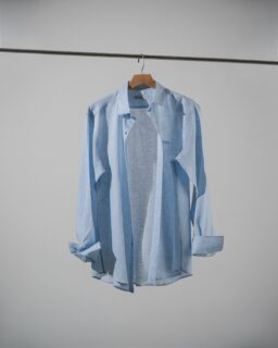 The perfect summer shirt is here.

Crafted from breathable linen in three timeless colors.
Designed with a Lebanese heart. Made by Lebanese hands.

Simple. Effortless. Ready for summer.