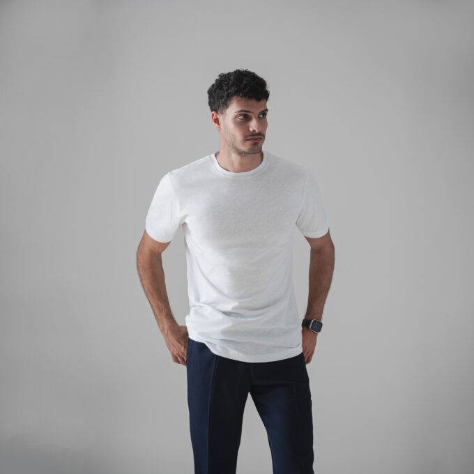 Minimalist Tee / Crewneck / White