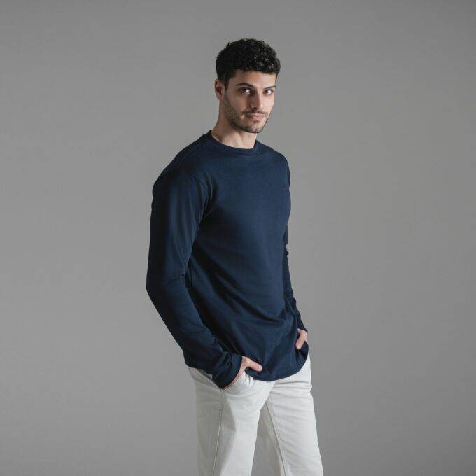The Timeless Long Sleeve Tee  / Navy