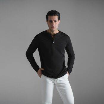 Henley T-shirt / Black
