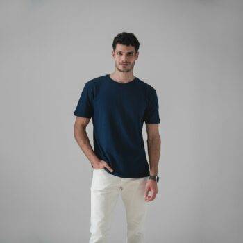 Minimalist Tee / Crewneck / Navy