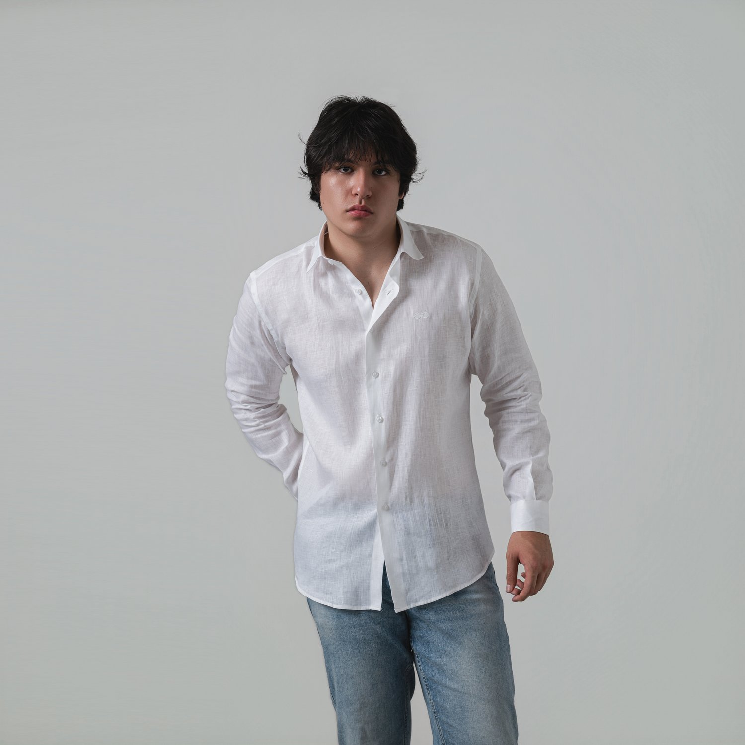 Essential Linen Shirts / White