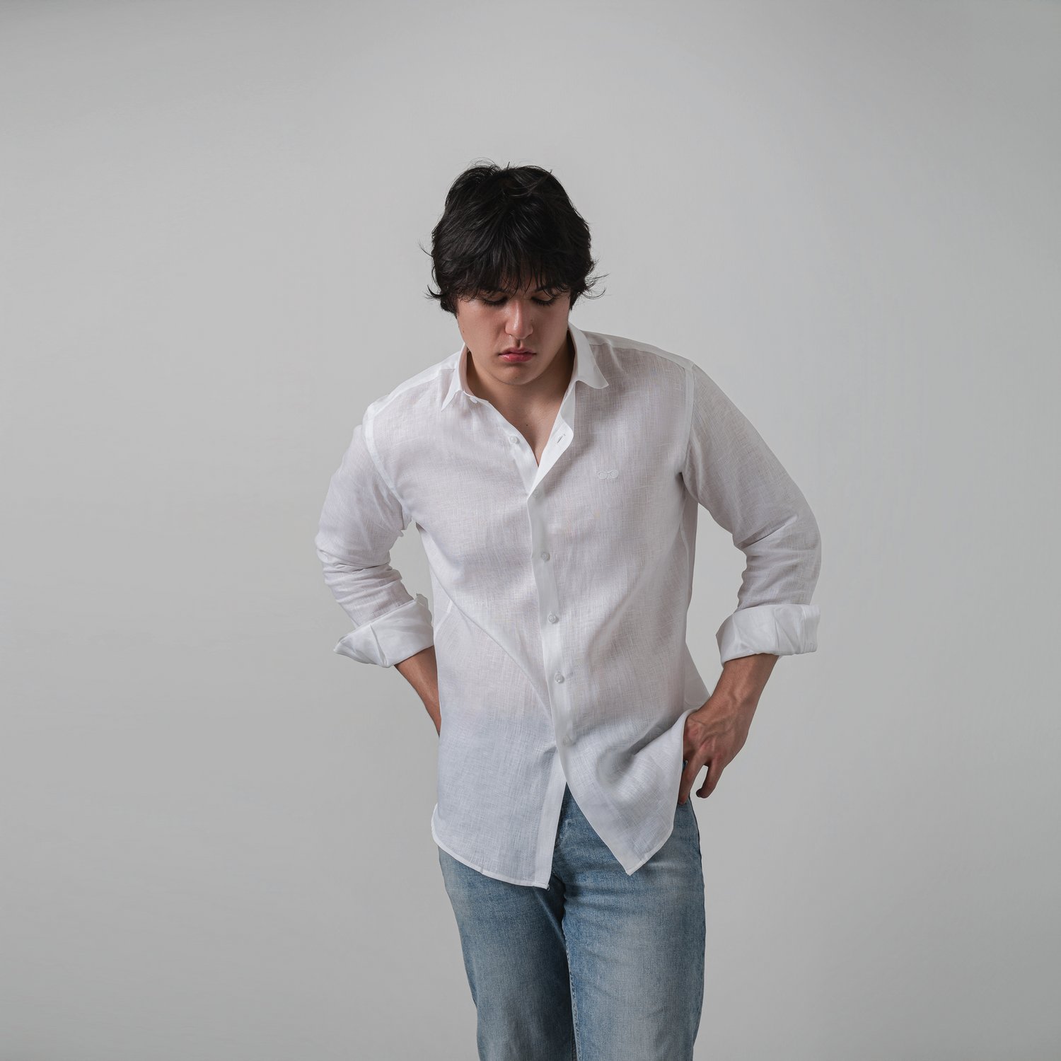 Essential Linen Shirts / White